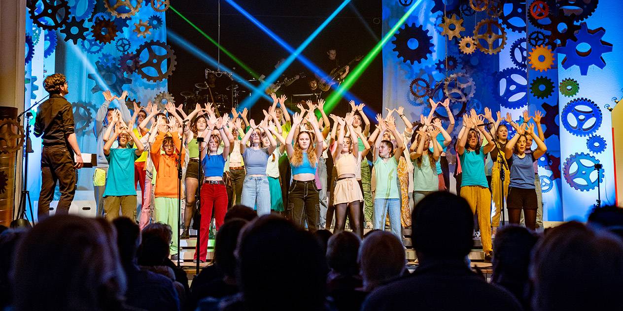 Der Jugendchor Seetal wird das Publikum auch in diesem Jahr wieder mit einem tollen Song- und Showprogramm begeistern.